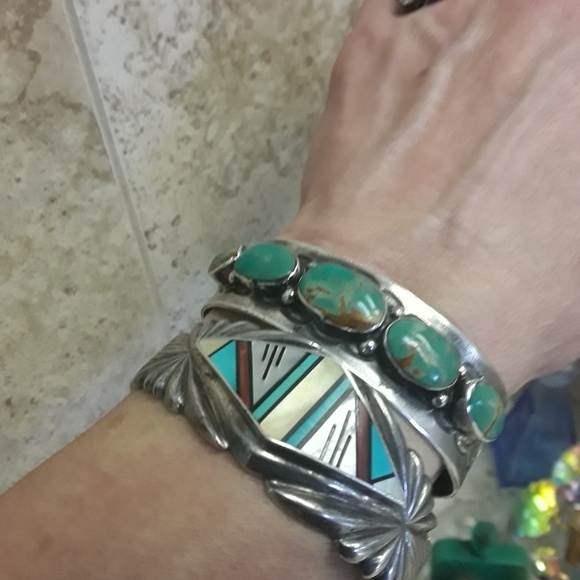 π«SOLDπ«Vtg Sterling Zuni inlay Cuff - Picture 8 of 8
